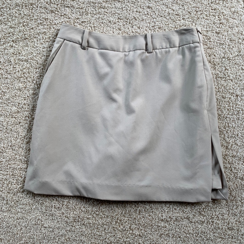Tehama Golf Skort / Skirt Taupe Size 2